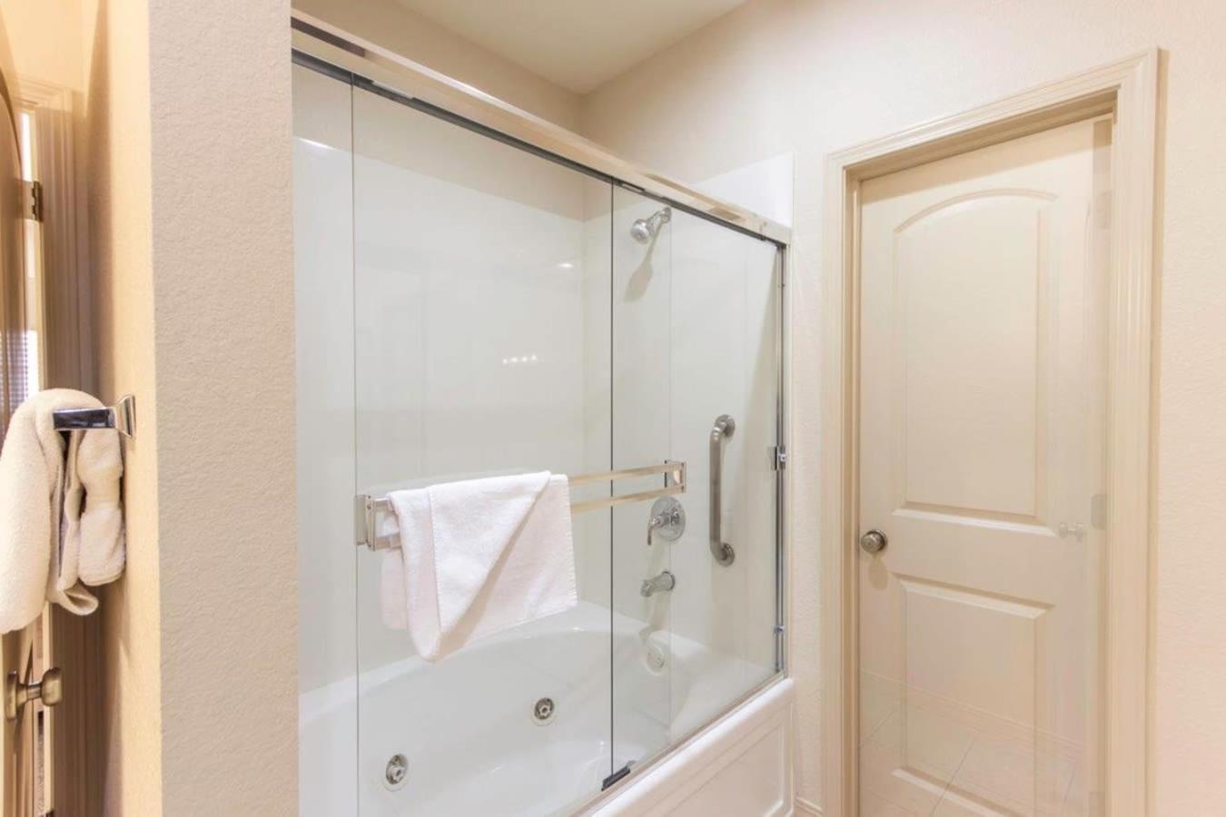 Branson Condo With A Walkout And Elevator Access At Thousand Hills And Next To 76 ภายนอก รูปภาพ